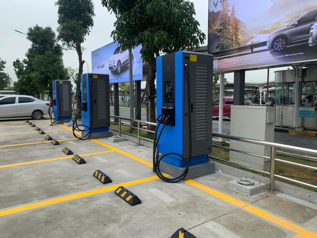 trạm sạc xe điện vinfast - evcarvietnam.vn