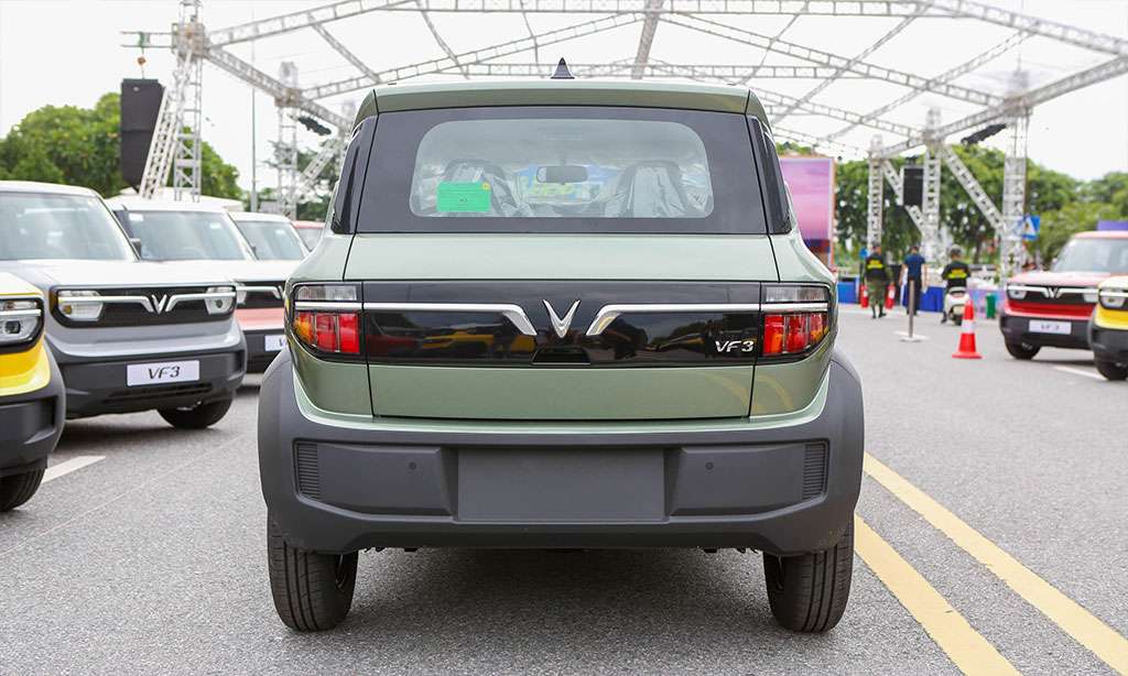 đuôi xe vinfast vf3 - evcarvietnam.vn