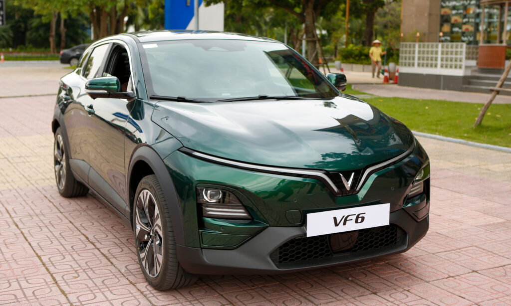 đầu xe vinfast vf6 - evcarvietnam.vn