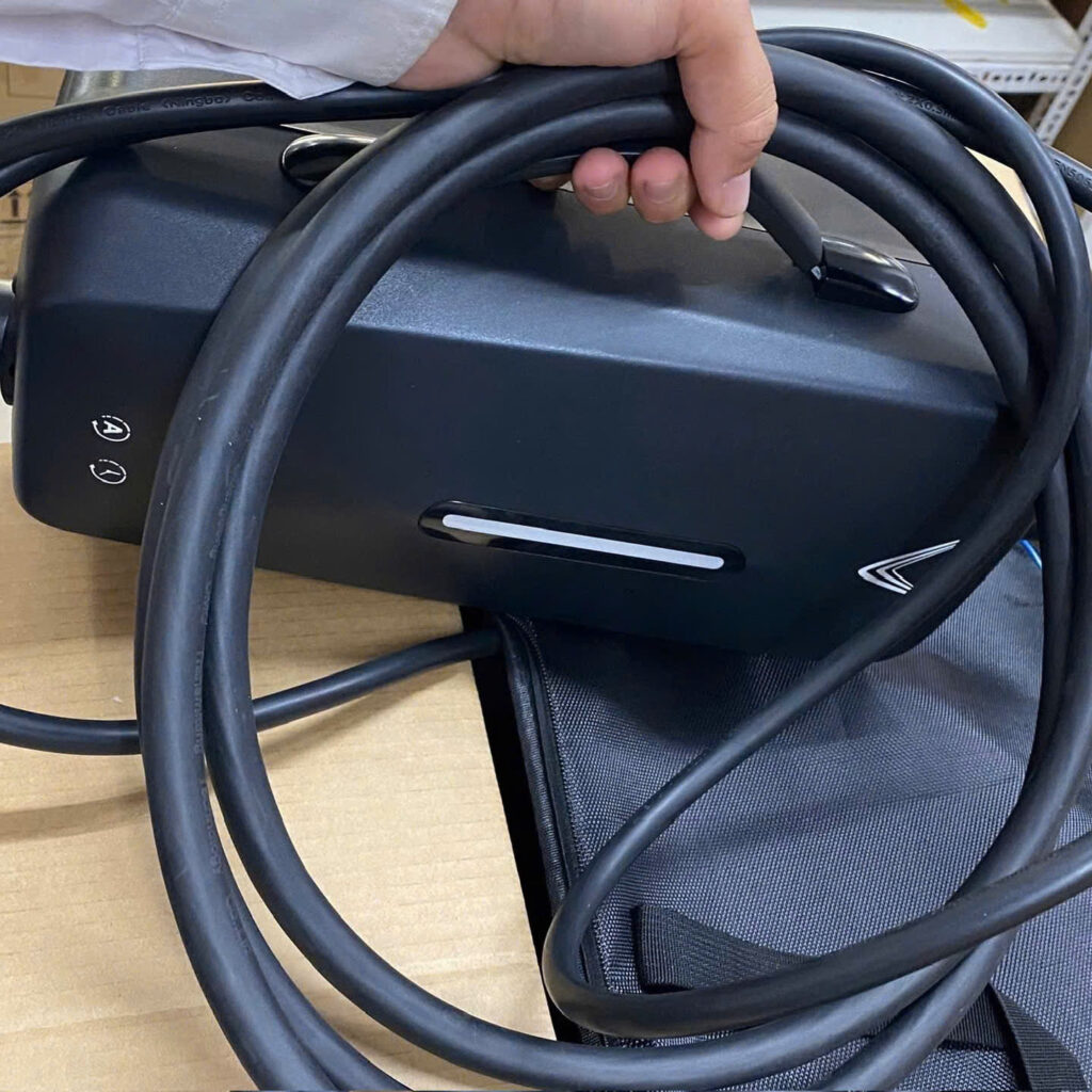 bộ sạc vinfast vf3 tại nhà - evcarvietnam.vn